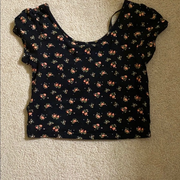 Flower crop top - Picture 2 of 3